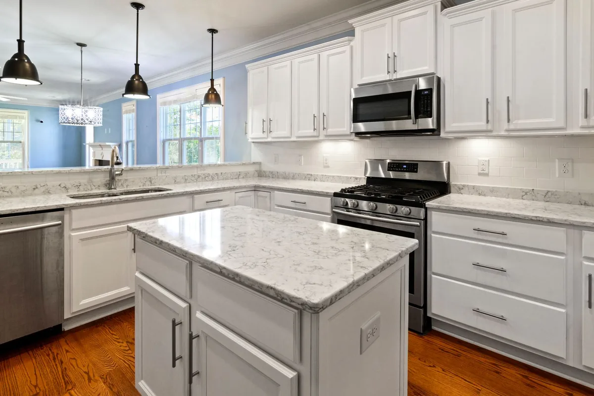 Filth & Squalor Cleanup in Sayville, NY